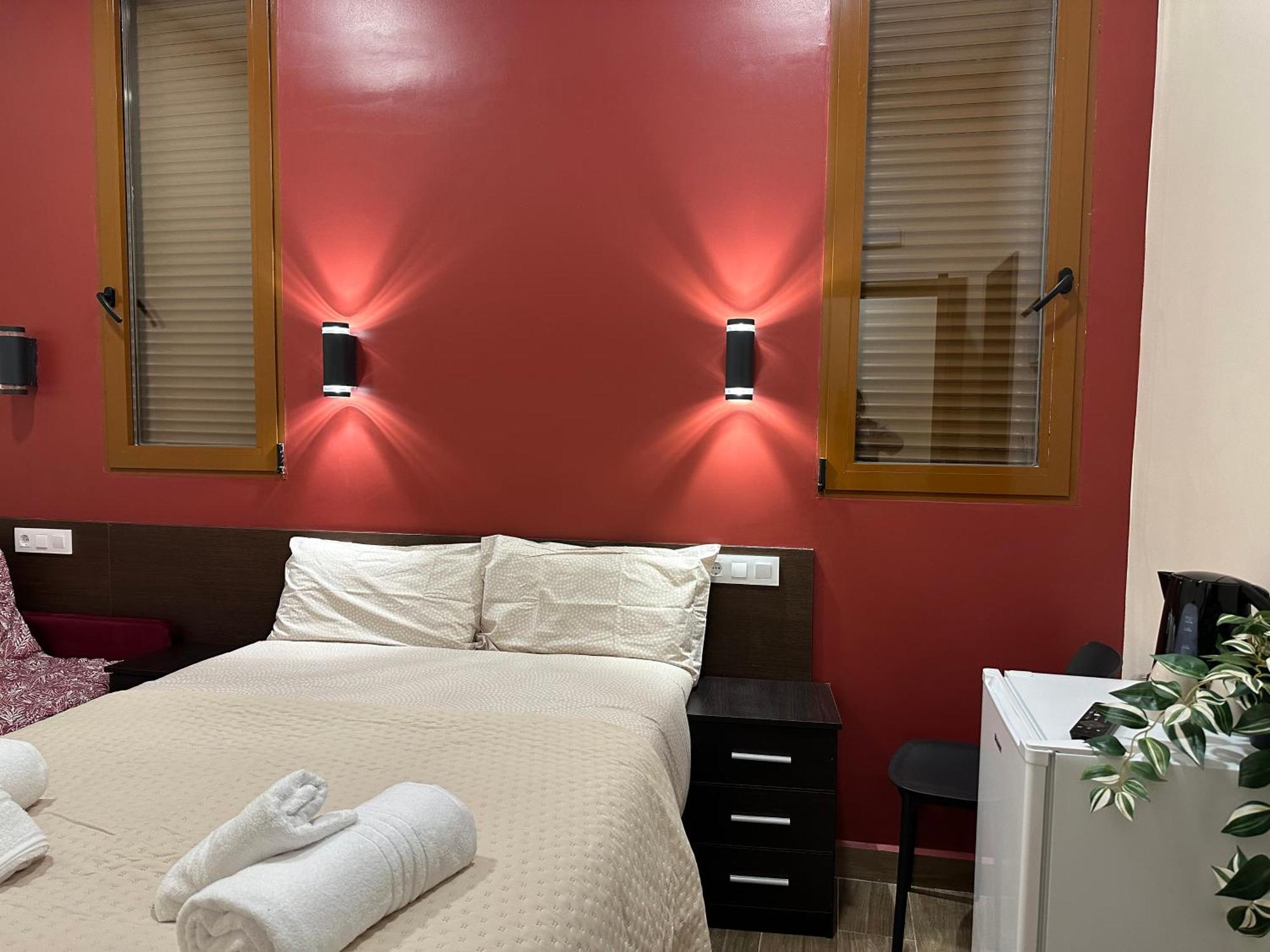 Hostal “ Infantas” Madrid Exteriör bild
